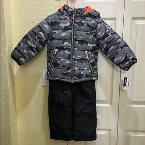 Brand New, With Tags OshKosh B'gosh Kids Matching Ski Bib and Jacket!⛷️
